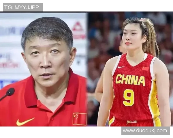 杨毅解读李梦缺席亚洲杯原因宫鲁鸣无私欲全力支持球队